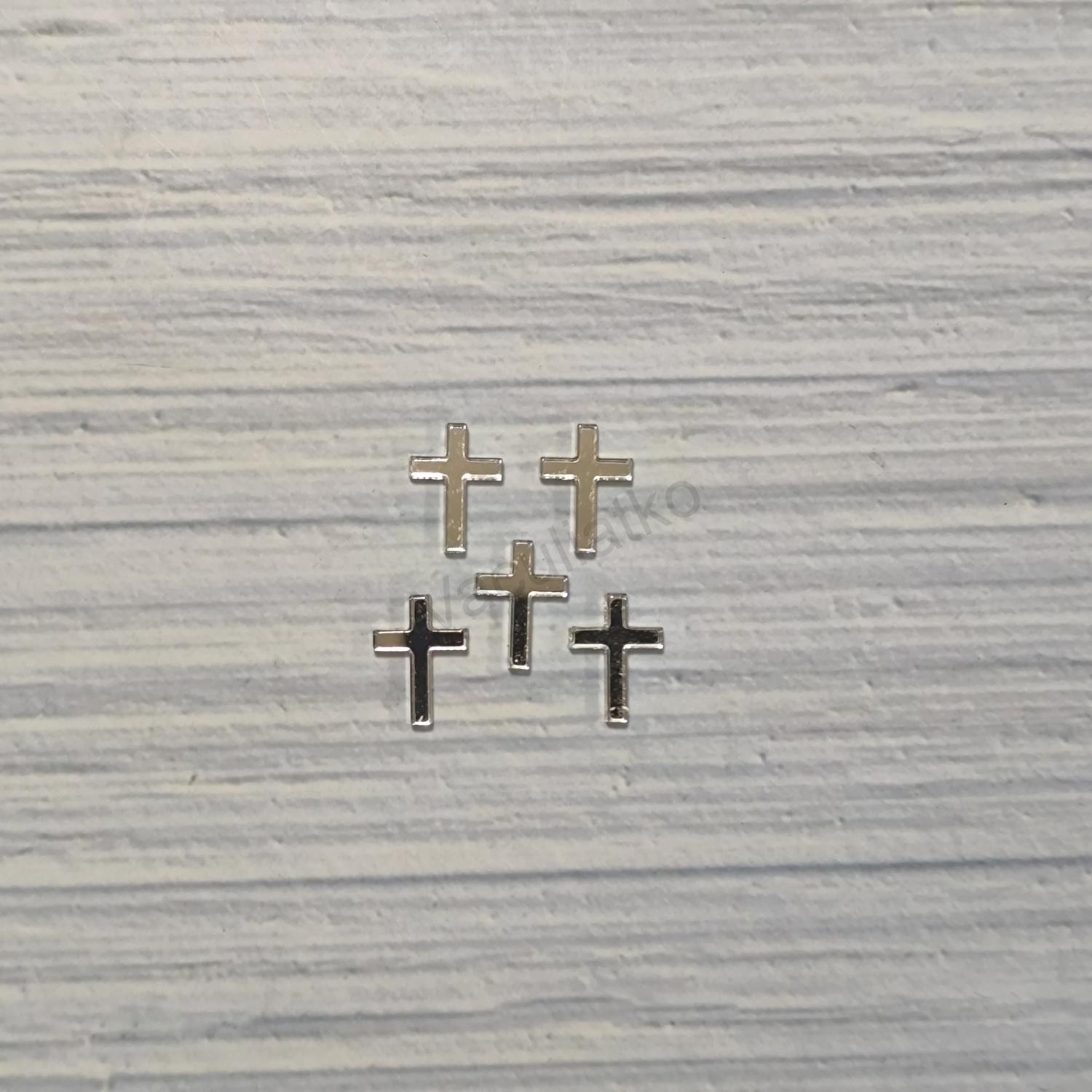 Zrkadlové plexi - krížik 1,1x1,5cm 5ks (F-strieborná, hr.2mm) Zrkadlové plexi - krížik 1,1x1,5cm 5ks (F-strieborná, hr.2mm)